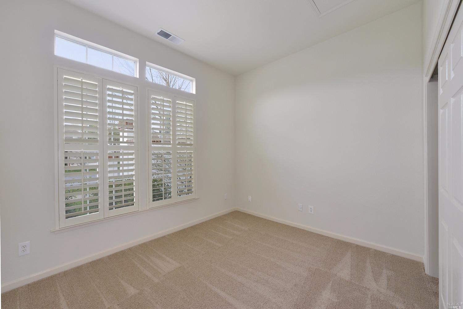 863 Glen Miller Dr, Windsor, CA 95492 photo 3