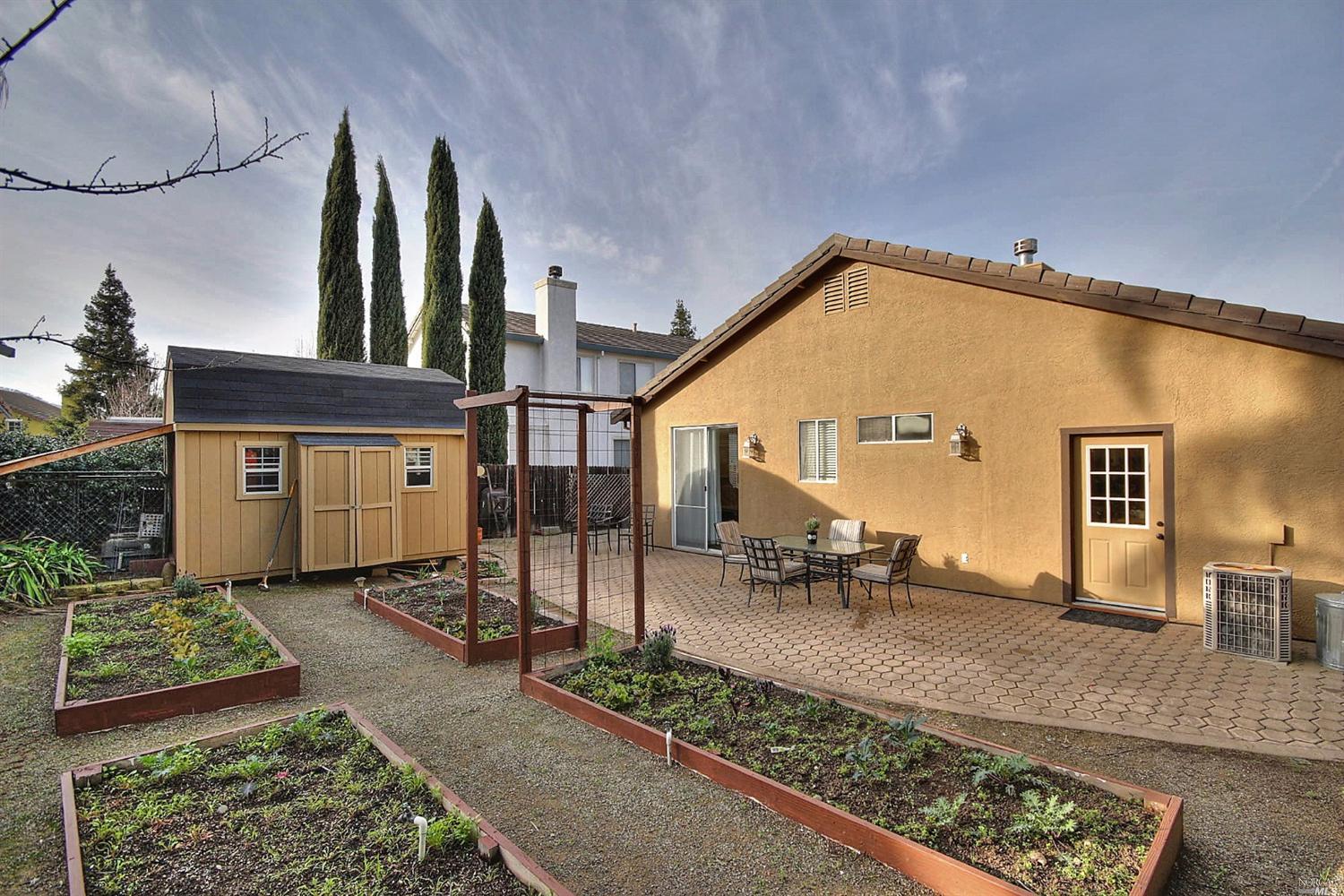830 Cedarcrest Dr, Vacaville, CA 95687 photo 28