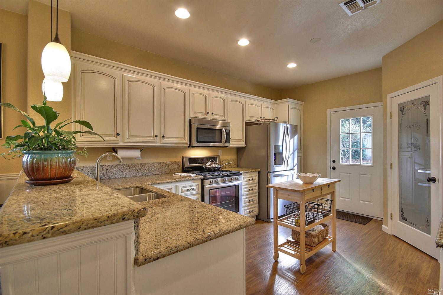 830 Cedarcrest Dr, Vacaville, CA 95687 photo 12
