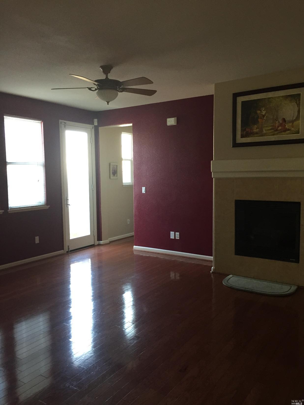 1662 Glenmore Dr, Fairfield, CA 94533 photo 5