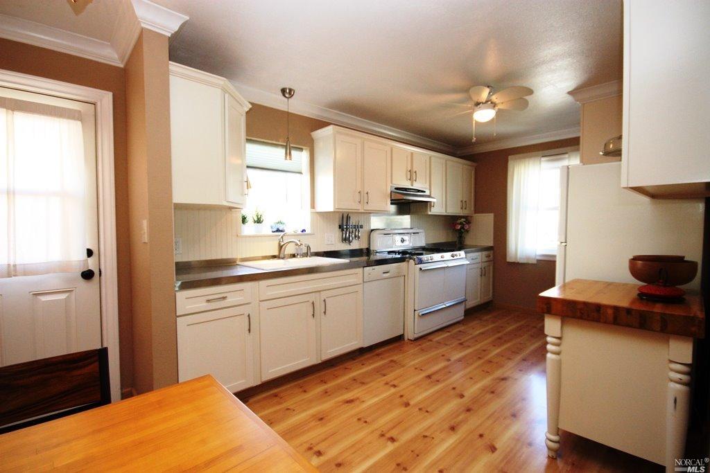 2719 Pine St, Napa, CA 94558 photo 10