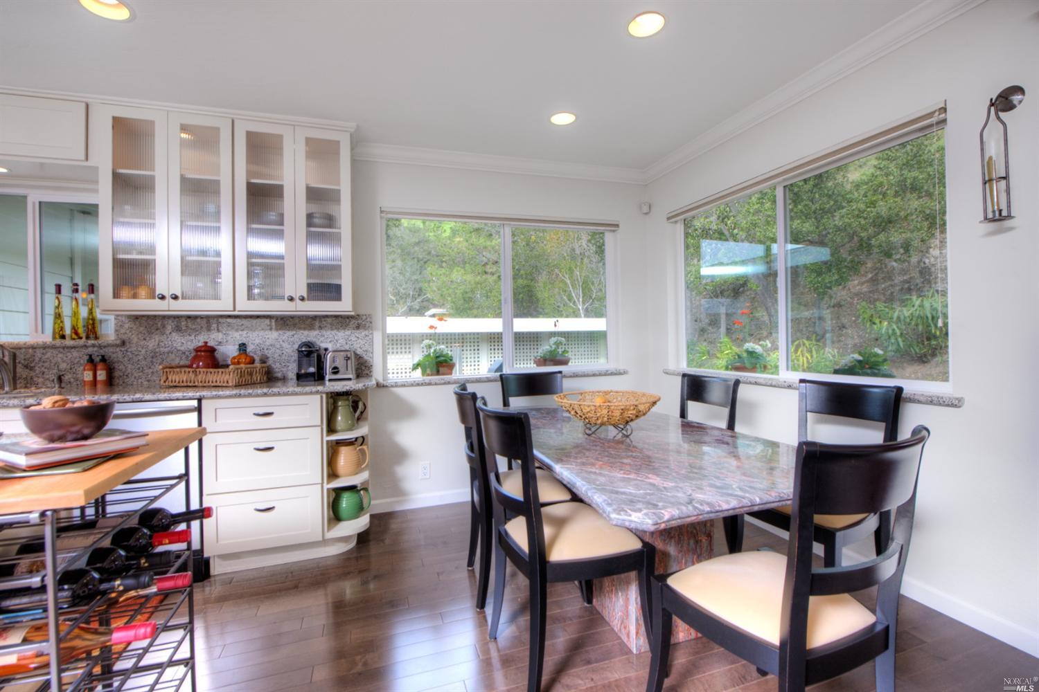 7 Windsor Ave, San Rafael, CA 94901 photo 9