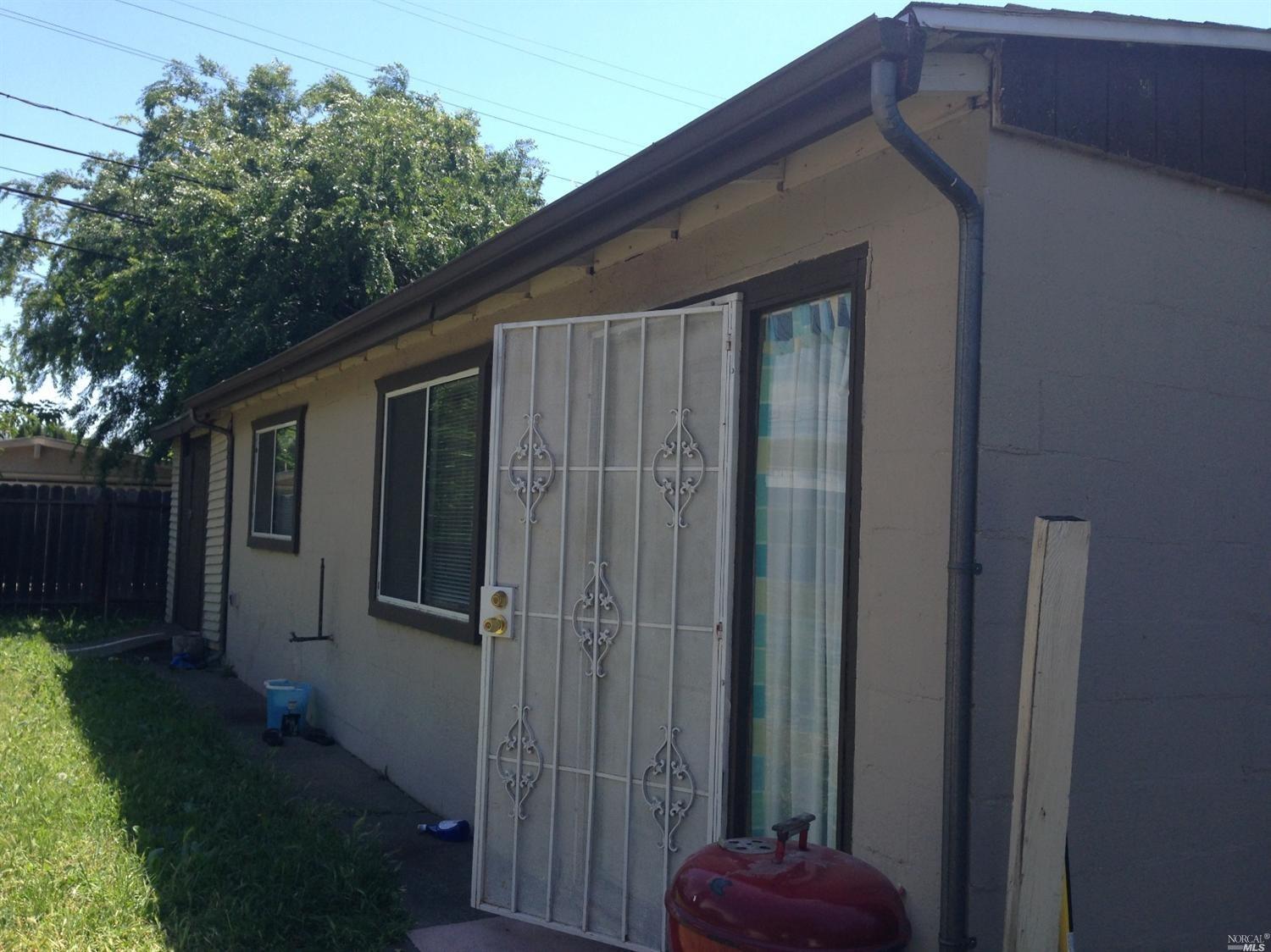 1048 Harding St, Fairfield, CA 94533 photo 6