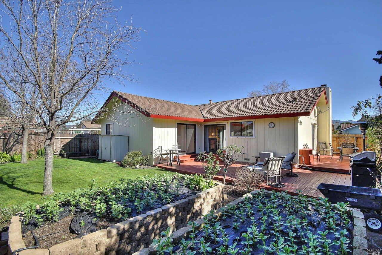 116 Falcon Dr, Cotati, CA 94931 photo 2