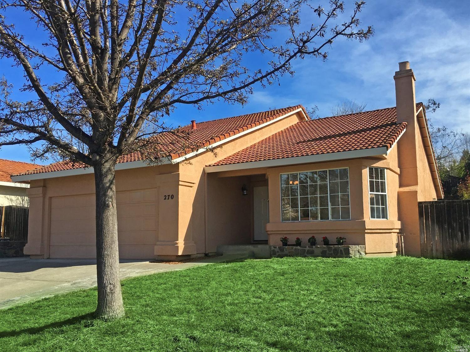 270 Cayetano Dr, Windsor, CA 95492 photo 1