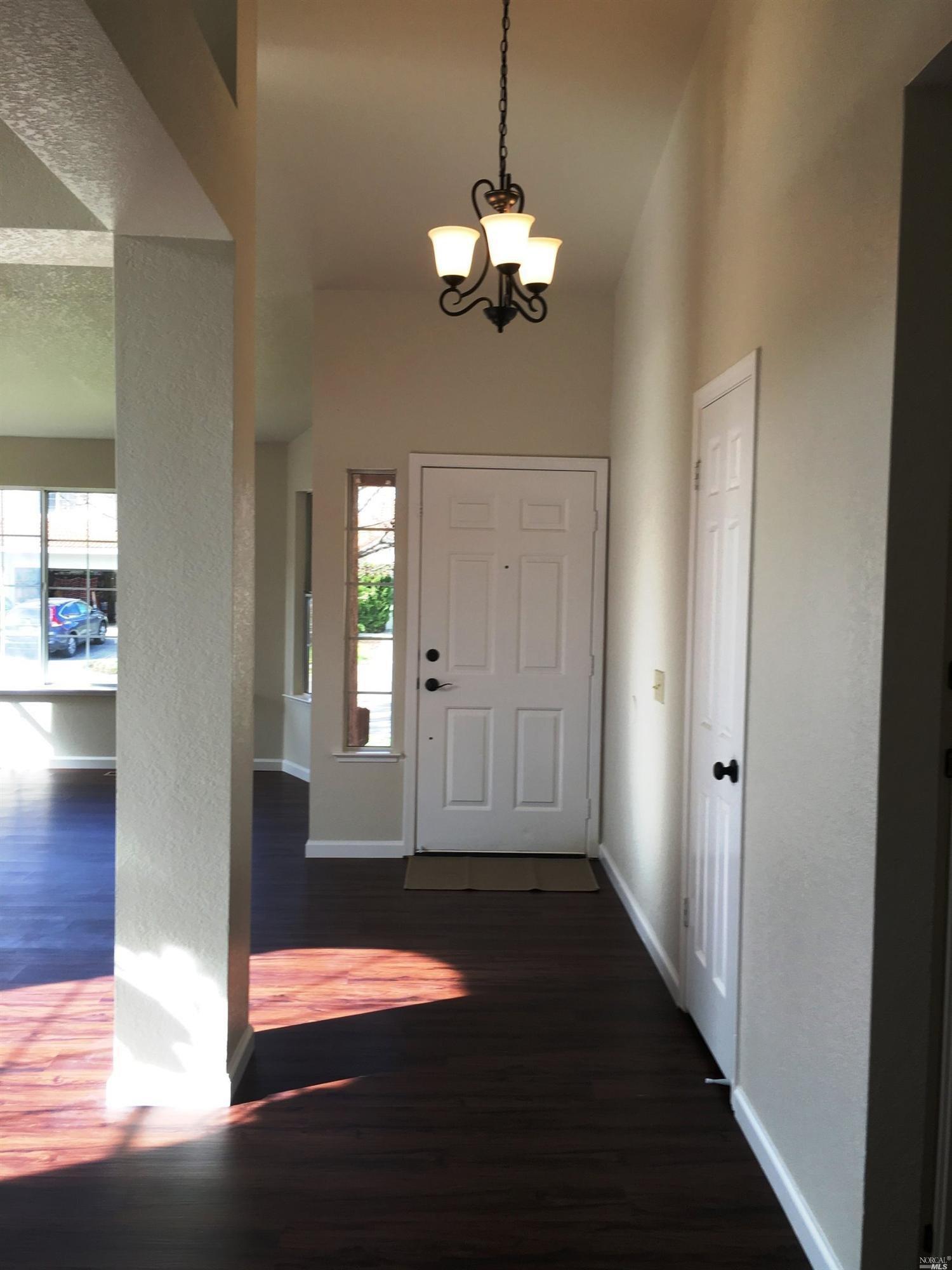 270 Cayetano Dr, Windsor, CA 95492 photo 8
