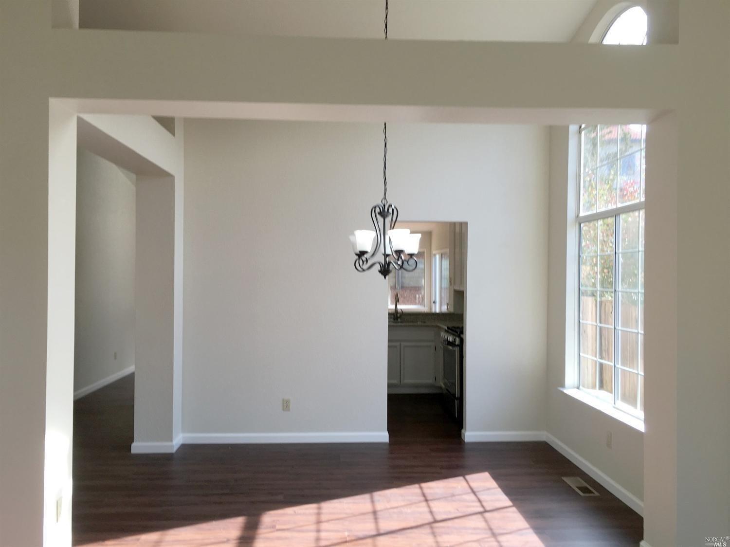270 Cayetano Dr, Windsor, CA 95492 photo 7