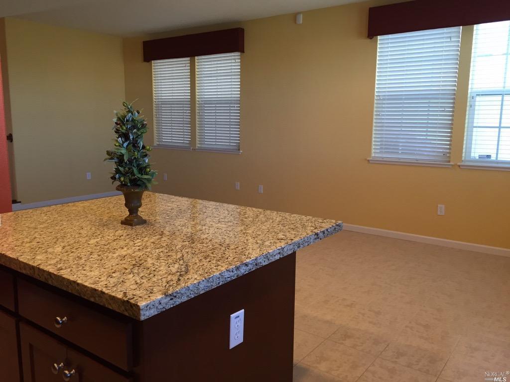 2705 Midtown Ln, Fairfield, CA 94533 photo 14