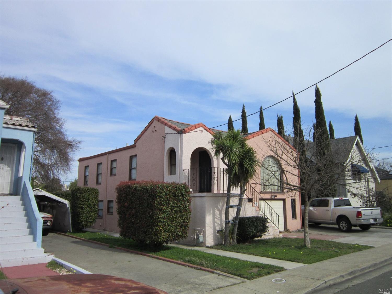 220 Delaware St, Vallejo, CA 94590 photo 2
