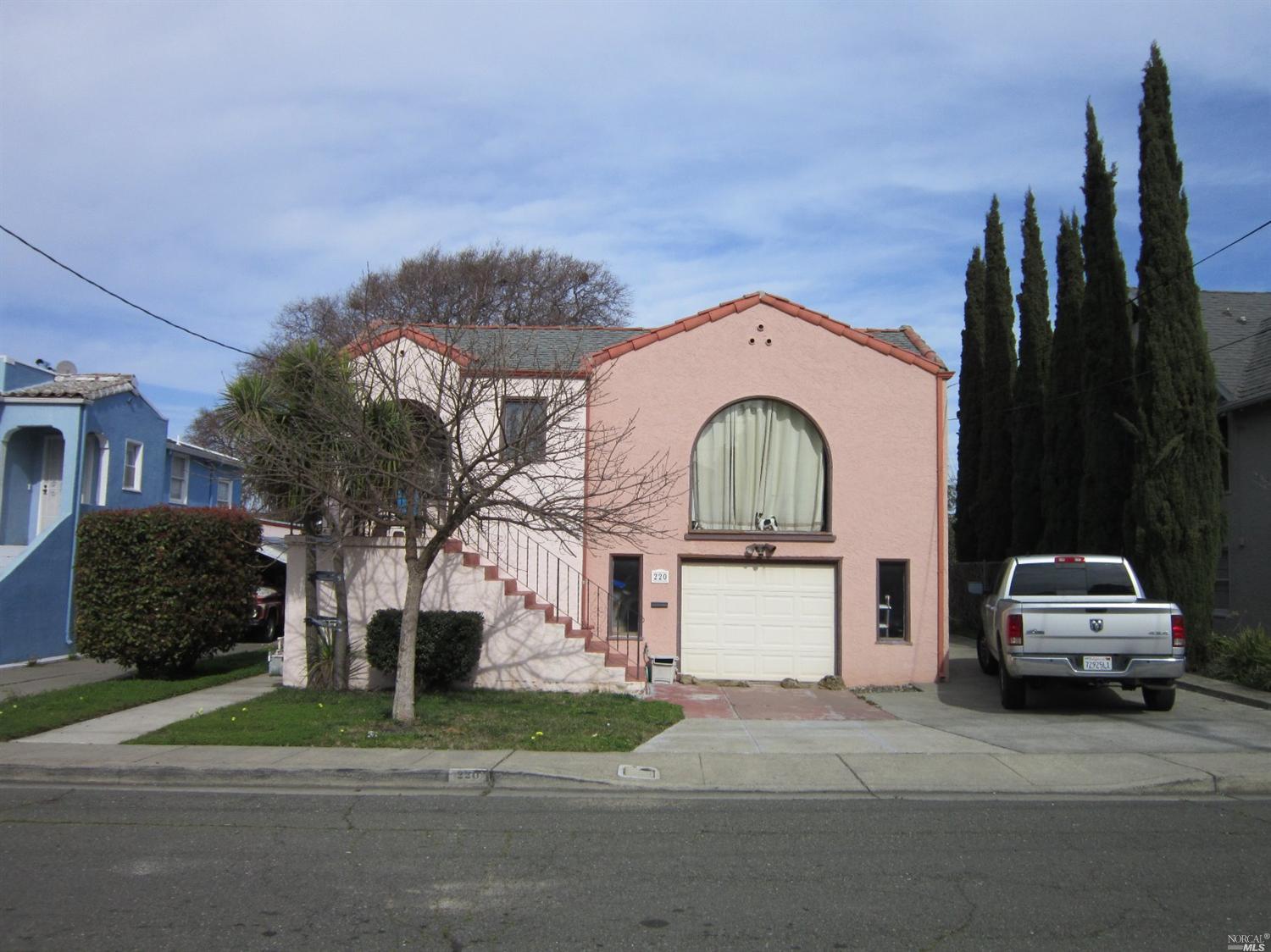 220 Delaware St, Vallejo, CA 94590 photo 1