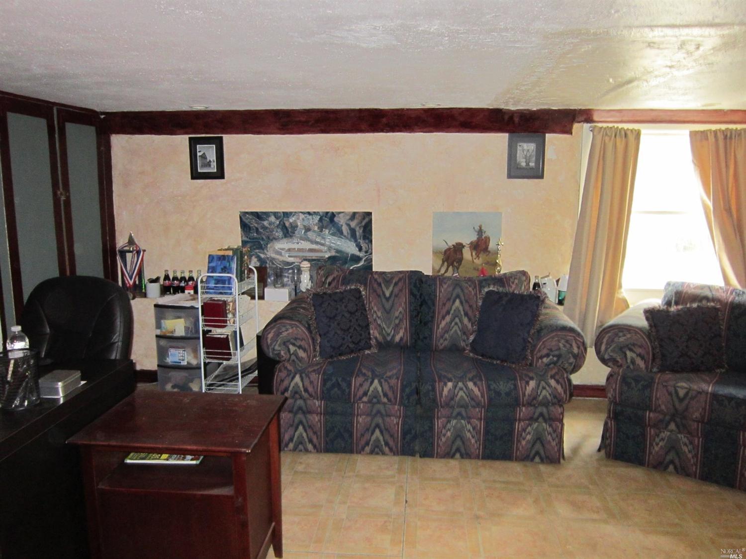 220 Delaware St, Vallejo, CA 94590 photo 4