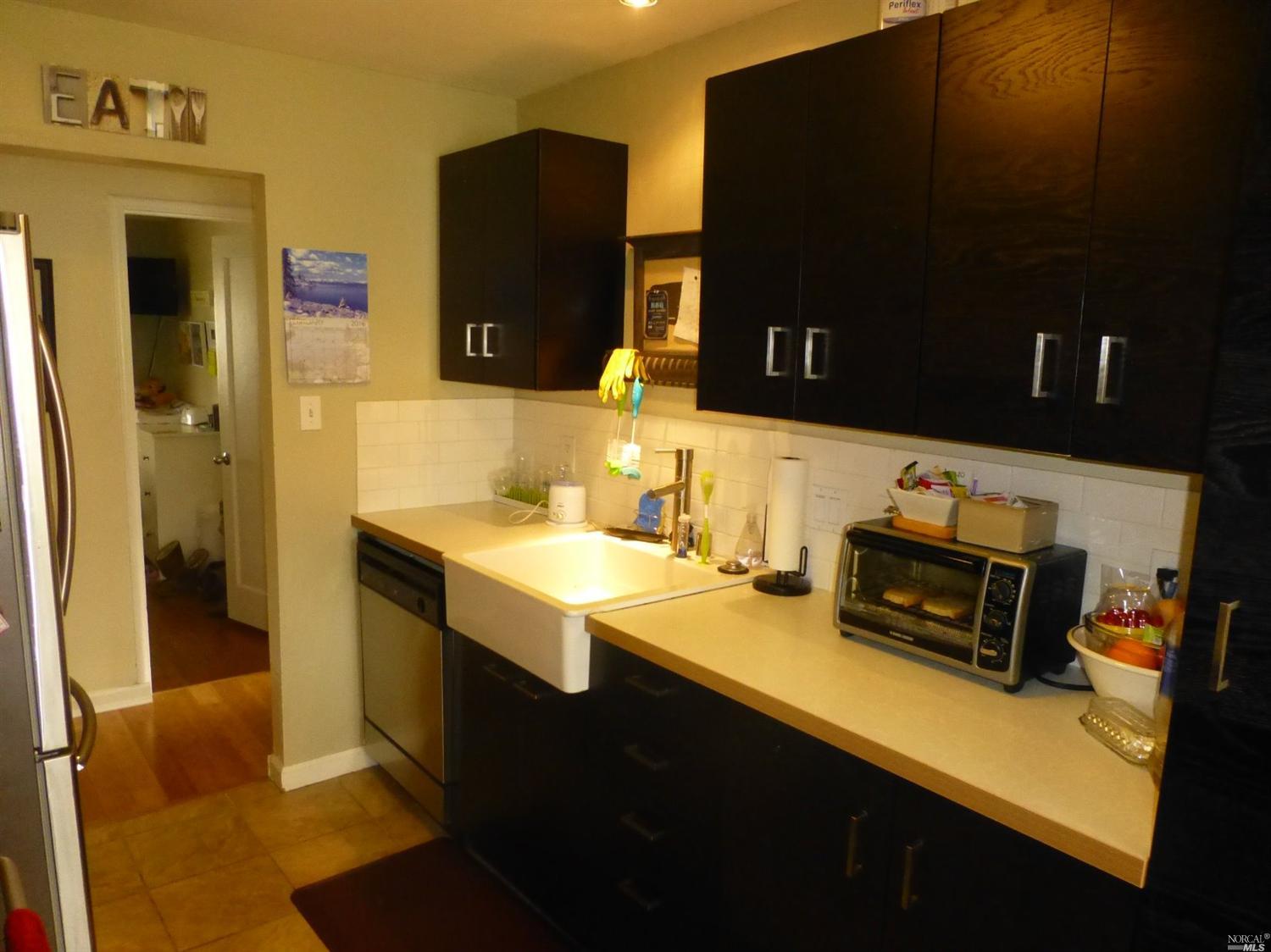 136 Granville Ave, Vallejo, CA 94591 photo 10
