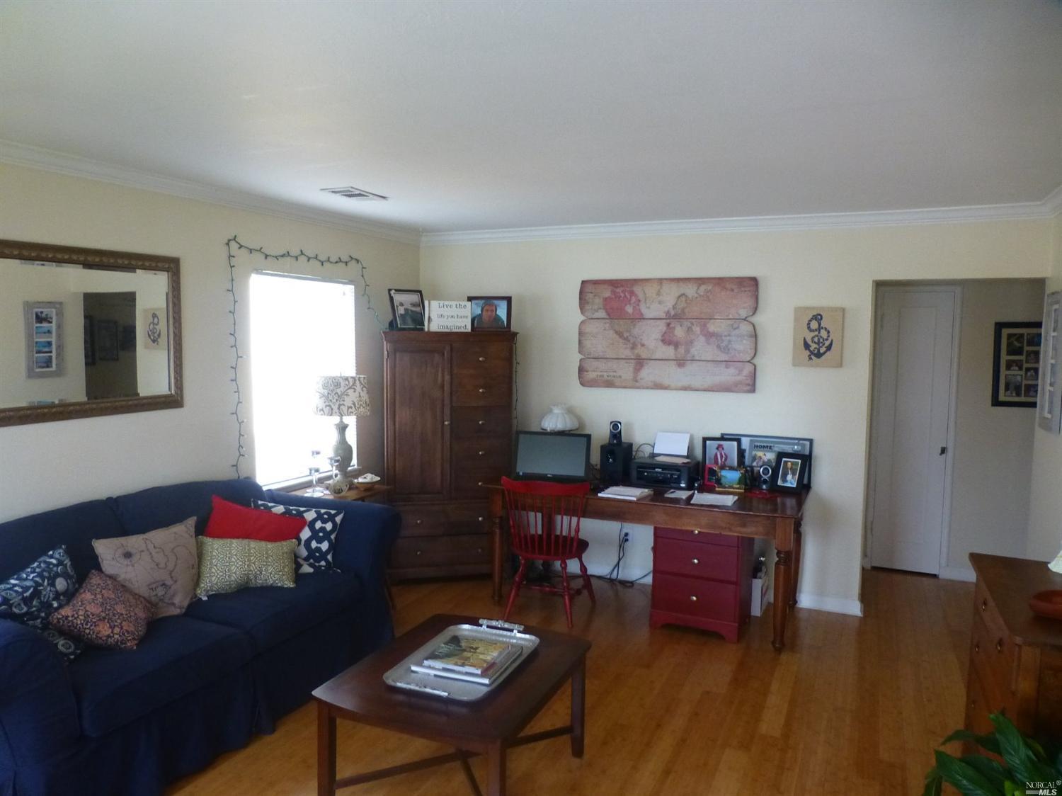 136 Granville Ave, Vallejo, CA 94591 photo 4