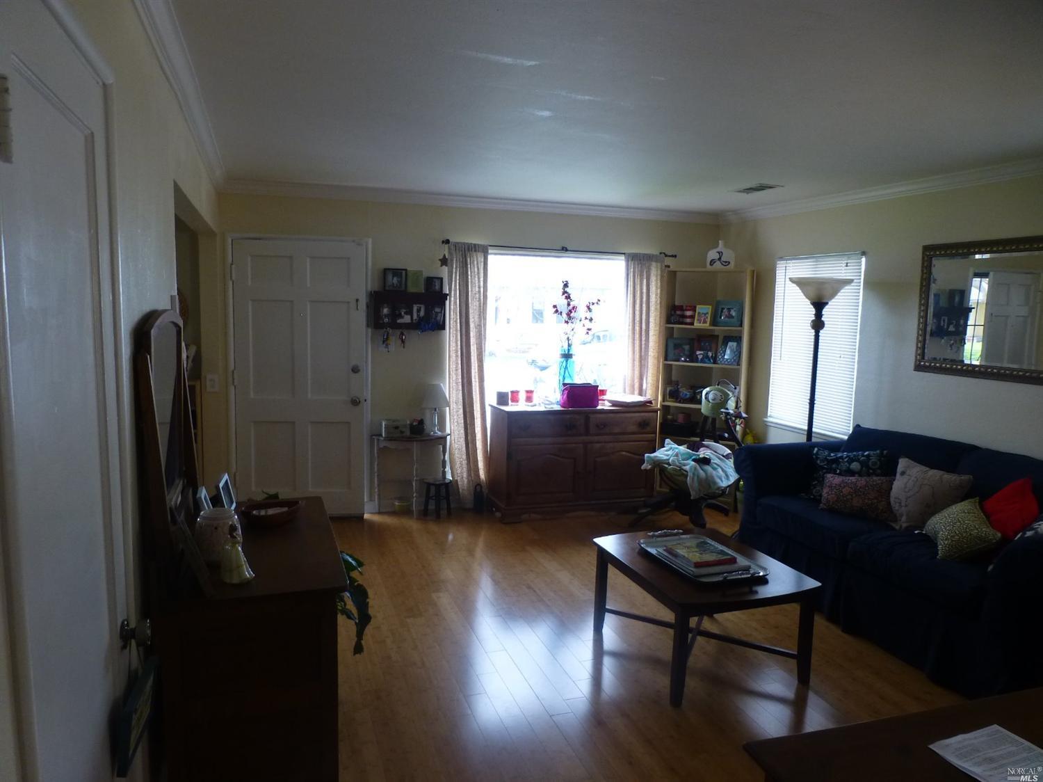 136 Granville Ave, Vallejo, CA 94591 photo 6