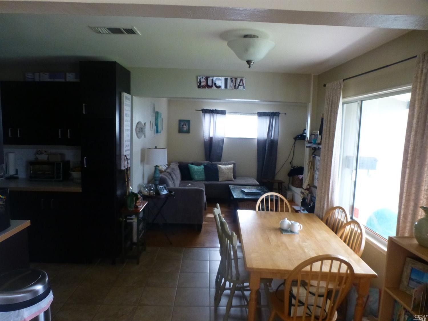 136 Granville Ave, Vallejo, CA 94591 photo 8