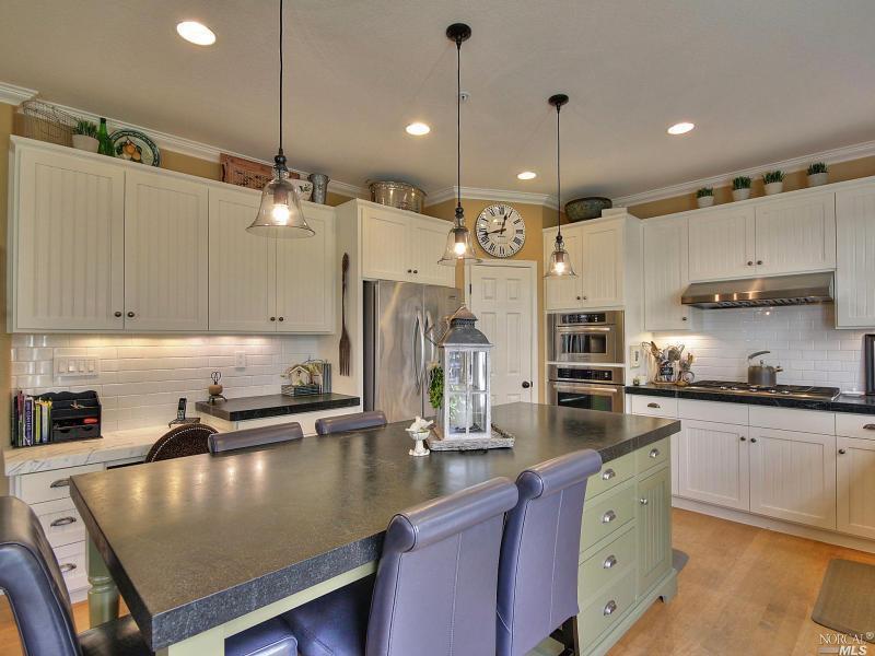 23 Presidio Dr, Novato, CA 94949 photo 2