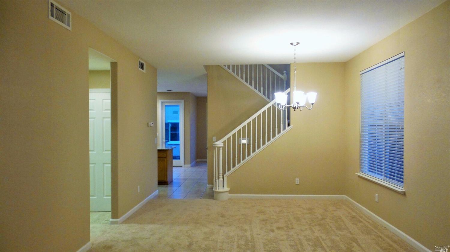 1304 Bello Dr, Dixon, CA 95620 photo 4