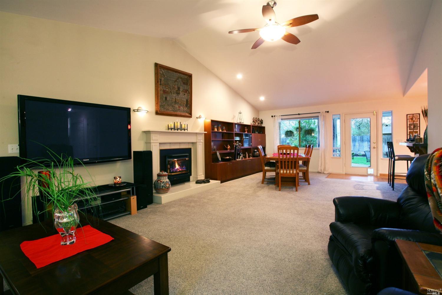 801 Colleen Dr, Windsor, CA 95492 photo 7