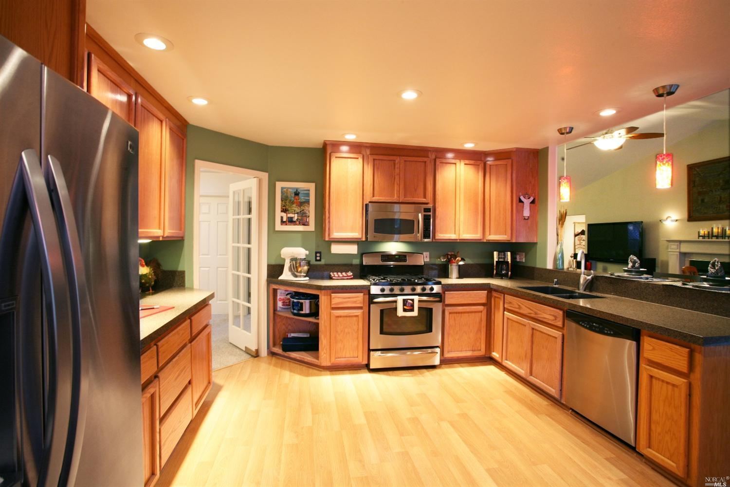 801 Colleen Dr, Windsor, CA 95492 photo 10