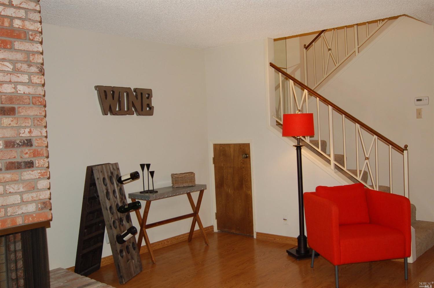 896 Marina Dr, Napa, CA 94559 photo 10