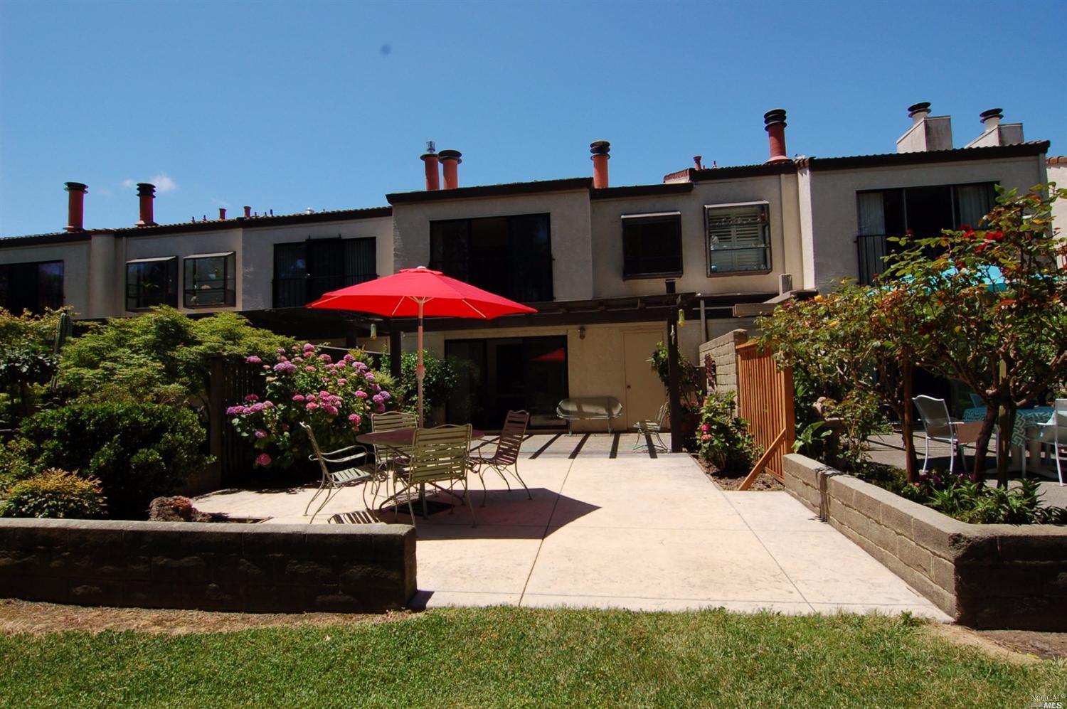 896 Marina Dr, Napa, CA 94559 photo 38