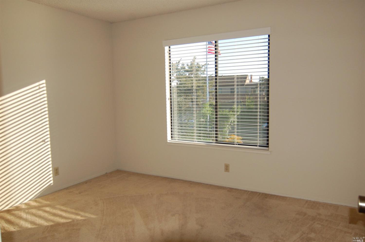 896 Marina Dr, Napa, CA 94559 photo 30