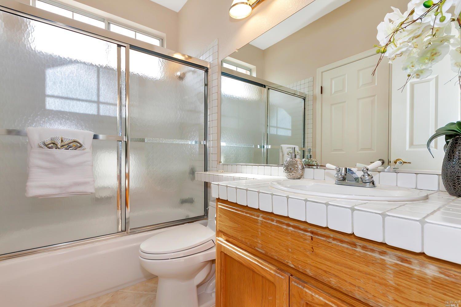 24 Cliff Walk Dr, Vallejo, CA 94591 photo 19
