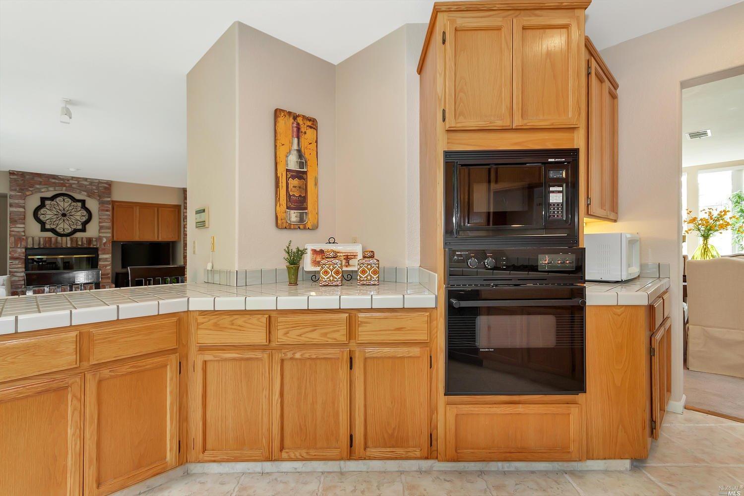 24 Cliff Walk Dr, Vallejo, CA 94591 photo 14