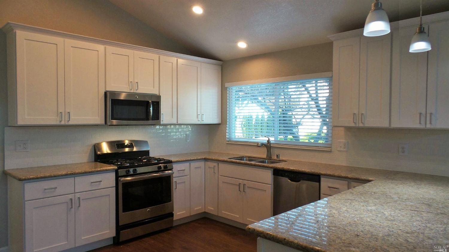 908 E Atlantic Ave, Fairfield, CA 94533 photo 9