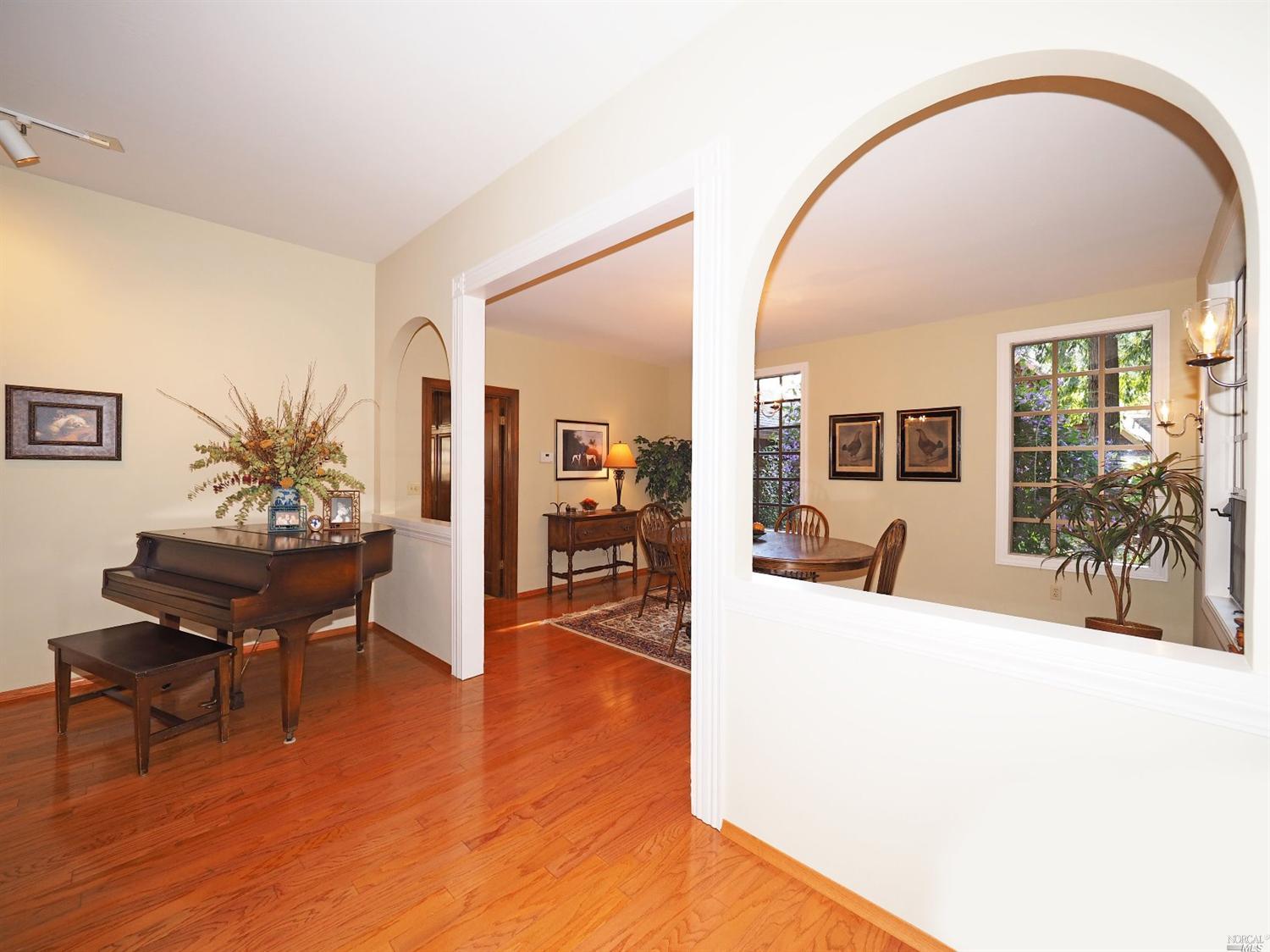 2811 Bardy Rd, Santa Rosa, CA 95404 photo 10