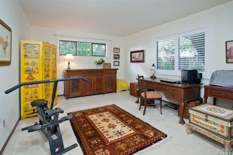 694 Cherry Ave, Sonoma, CA 95476 photo 8