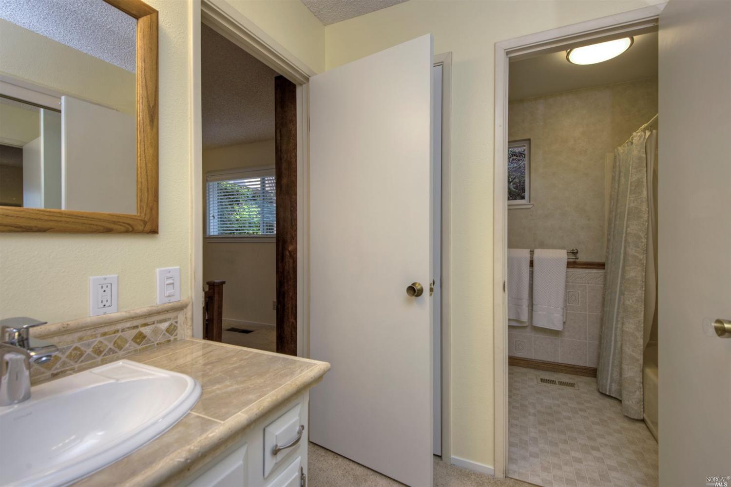 4283 E 3rd Ave, Napa, CA 94558 photo 16