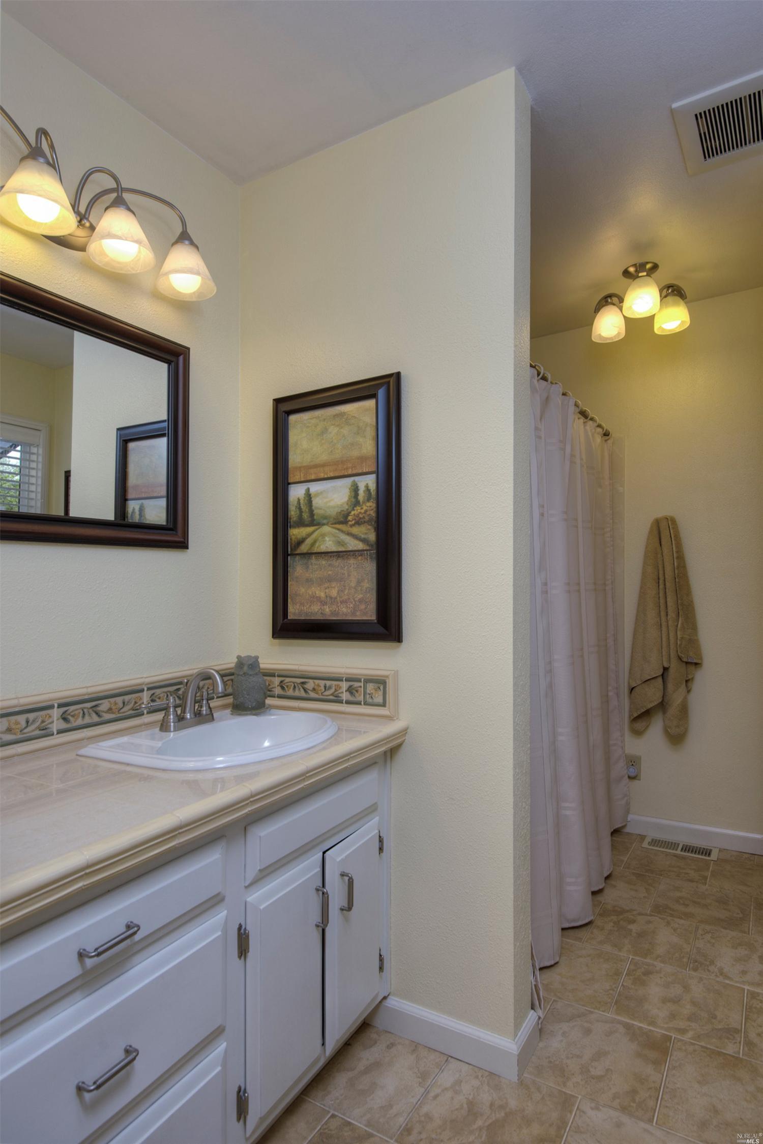 4283 E 3rd Ave, Napa, CA 94558 photo 12