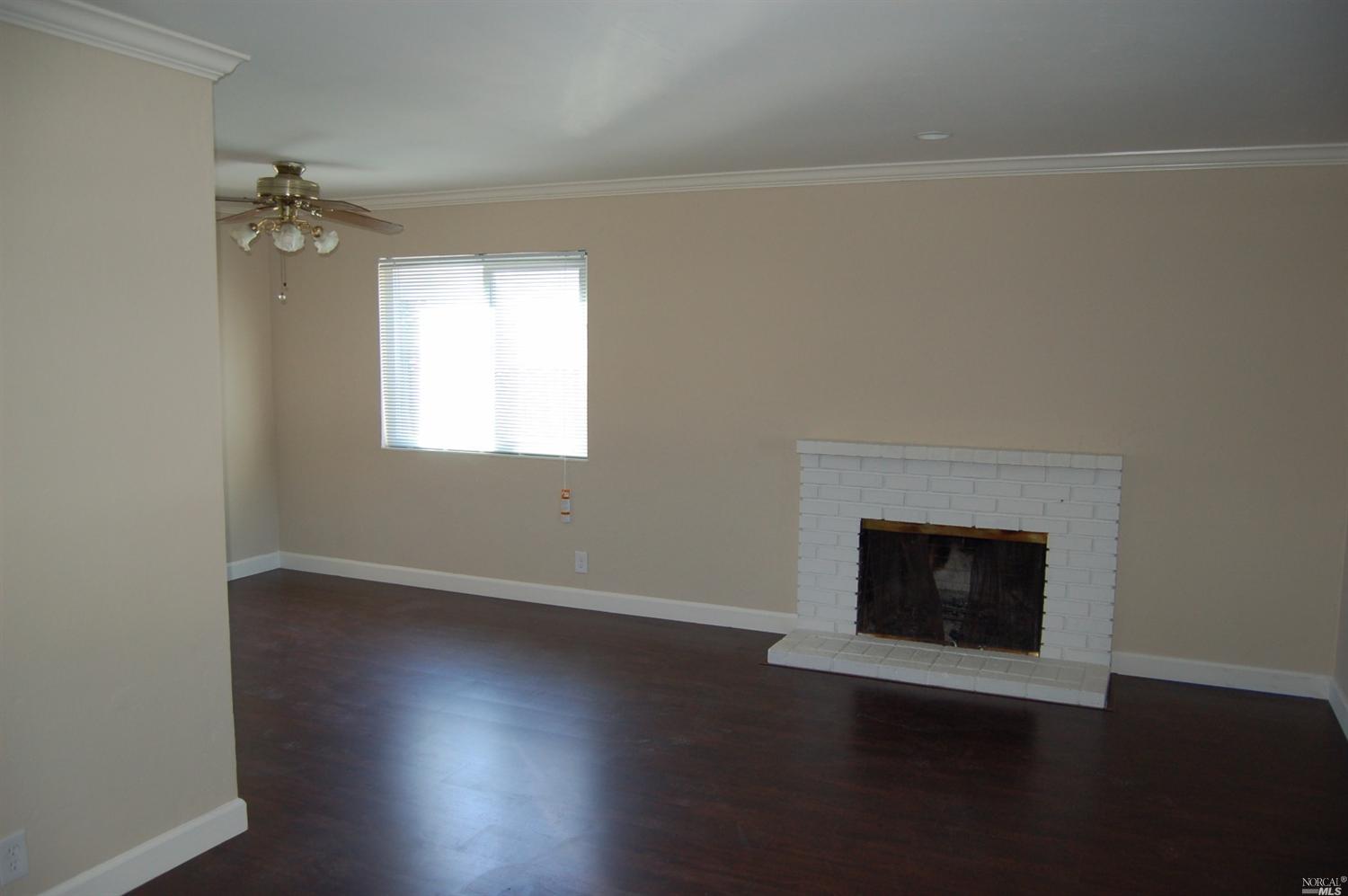 1231 Sprig Ct, Fairfield, CA 94533 photo 2