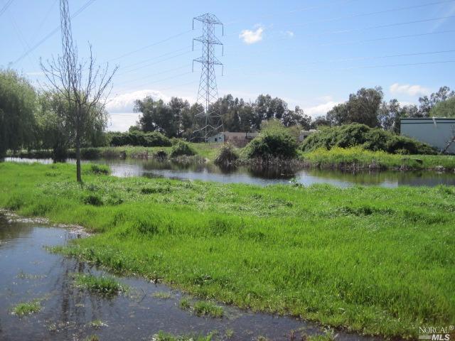 5217 Maple Rd, Vacaville, CA 95687 photo 17