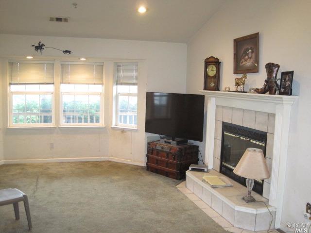 5217 Maple Rd, Vacaville, CA 95687 photo 6