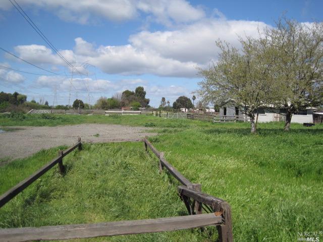 5217 Maple Rd, Vacaville, CA 95687 photo 16