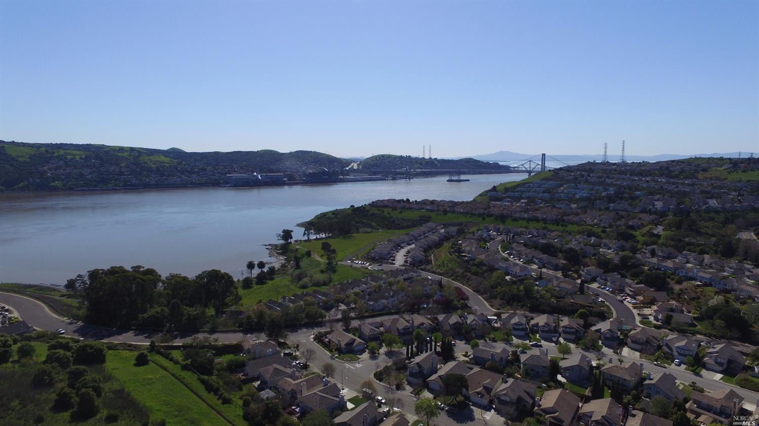 330 Yachtsman Dr, Vallejo, CA 94591 photo 2