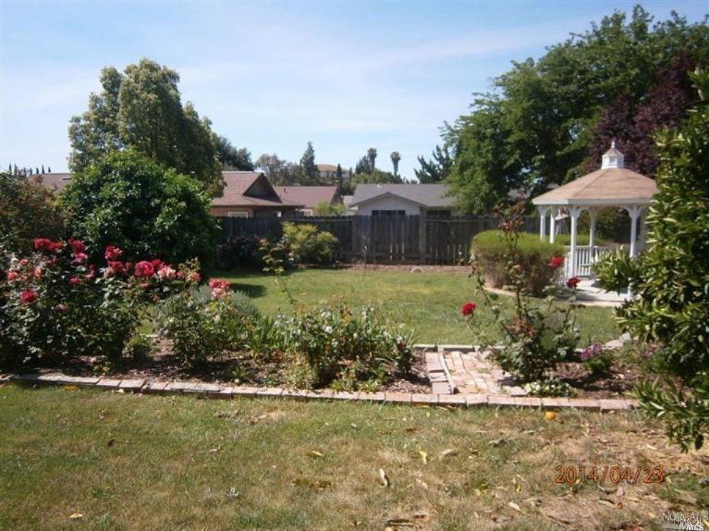 279 Daffodil Dr, Fairfield, CA 94533 photo 9