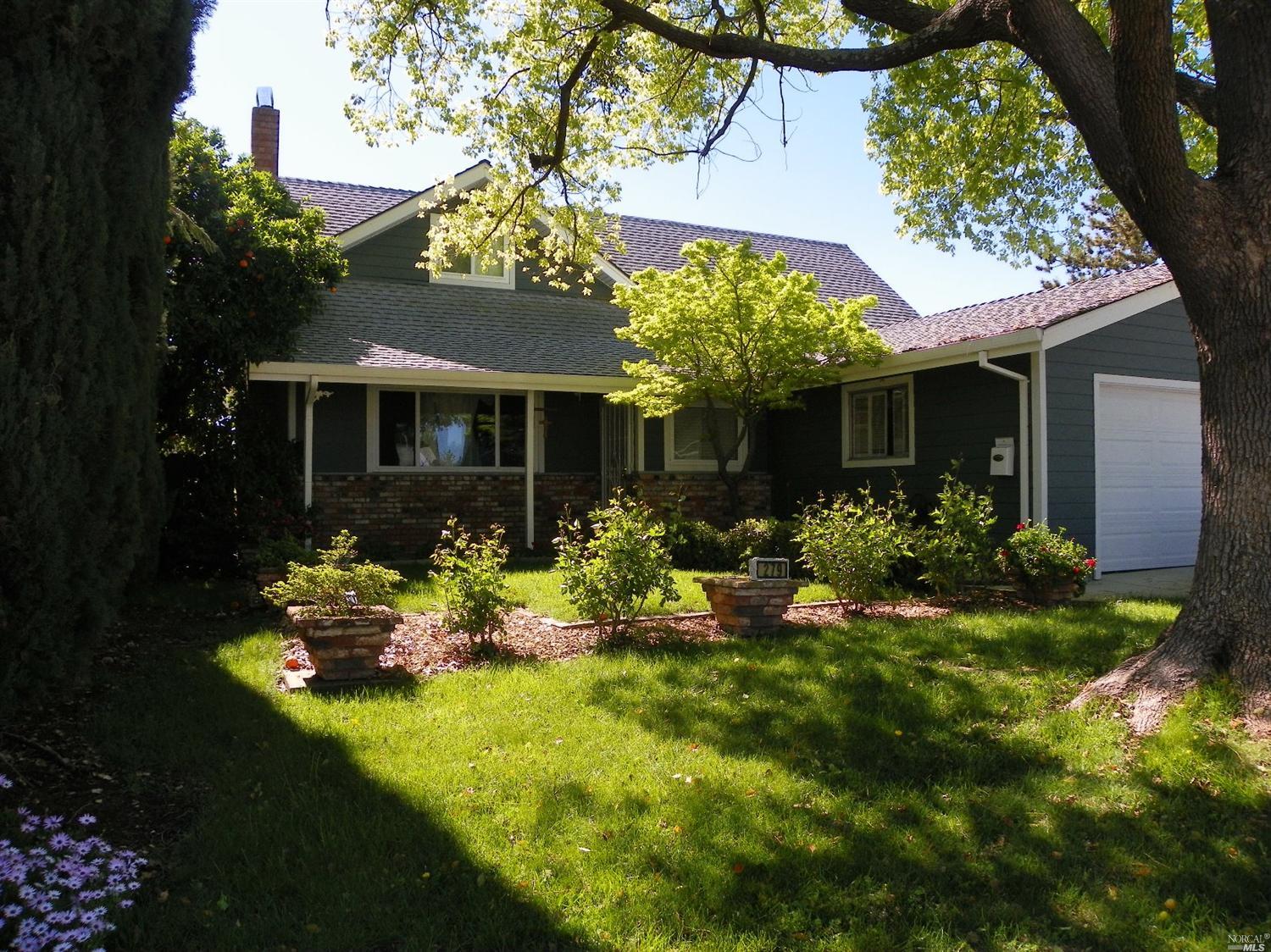 279 Daffodil Dr, Fairfield, CA 94533 photo 4