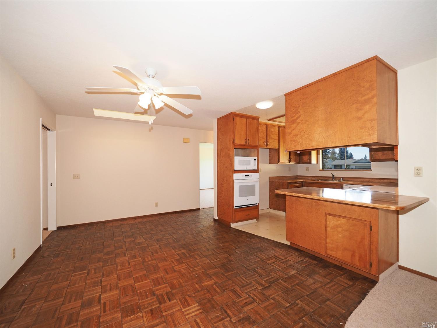 461 Eileen Dr, Sebastopol, CA 95472 photo 8
