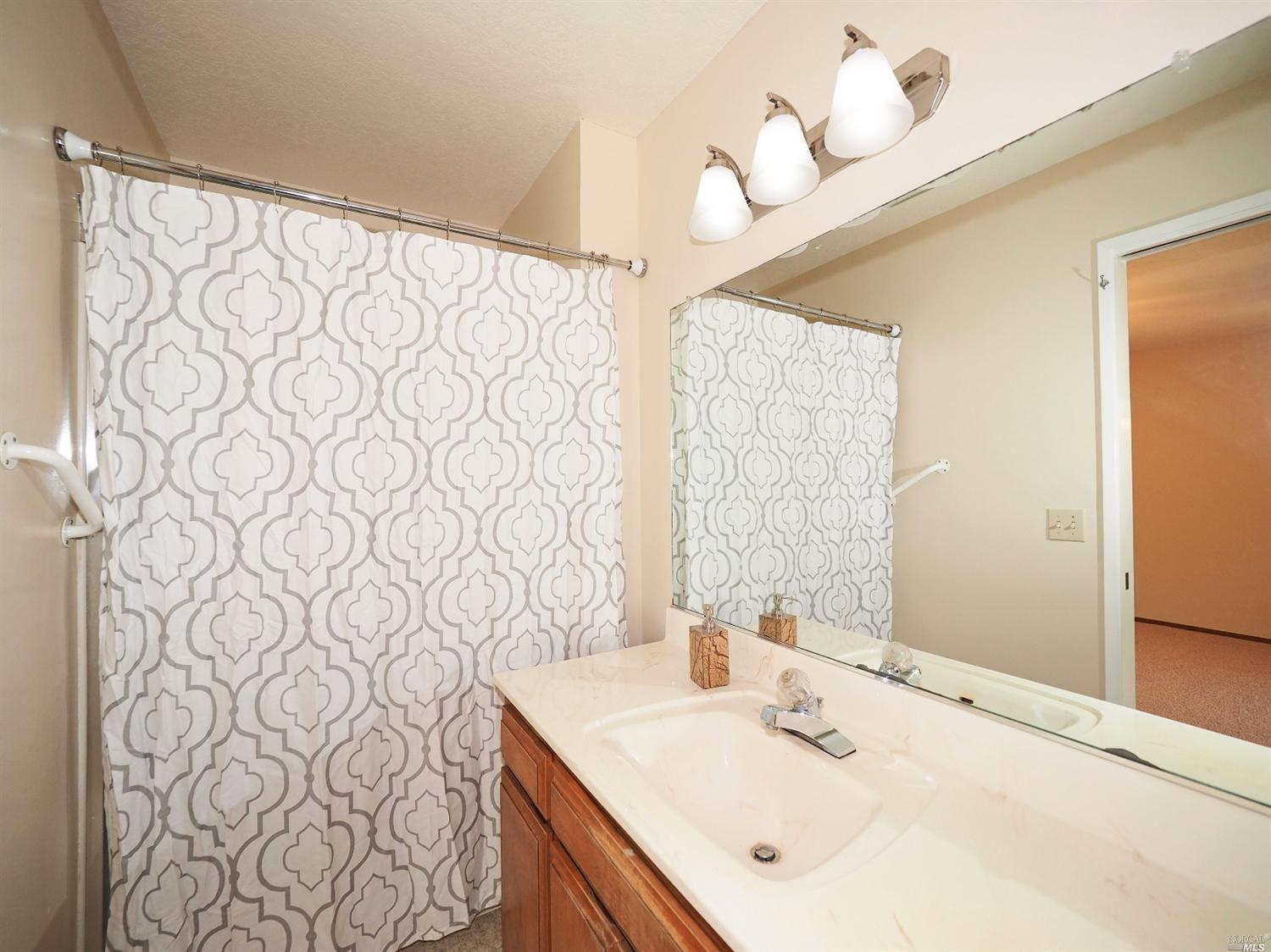 461 Eileen Dr, Sebastopol, CA 95472 photo 13