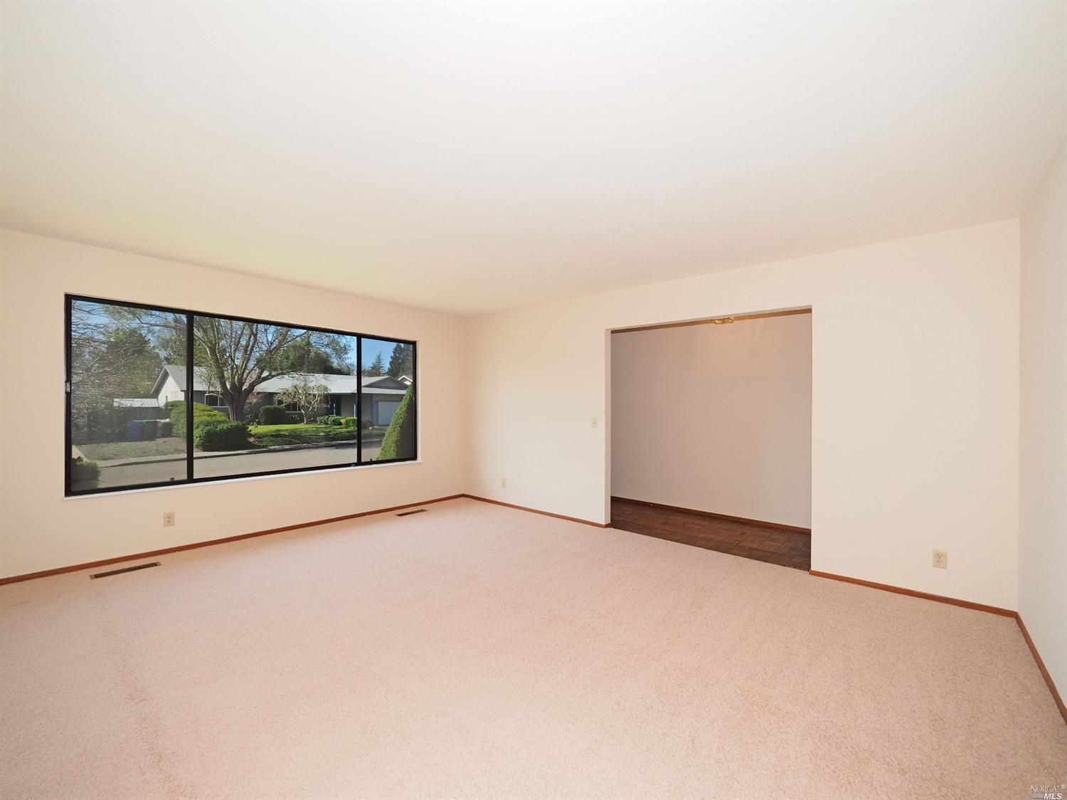 461 Eileen Dr, Sebastopol, CA 95472 photo 9