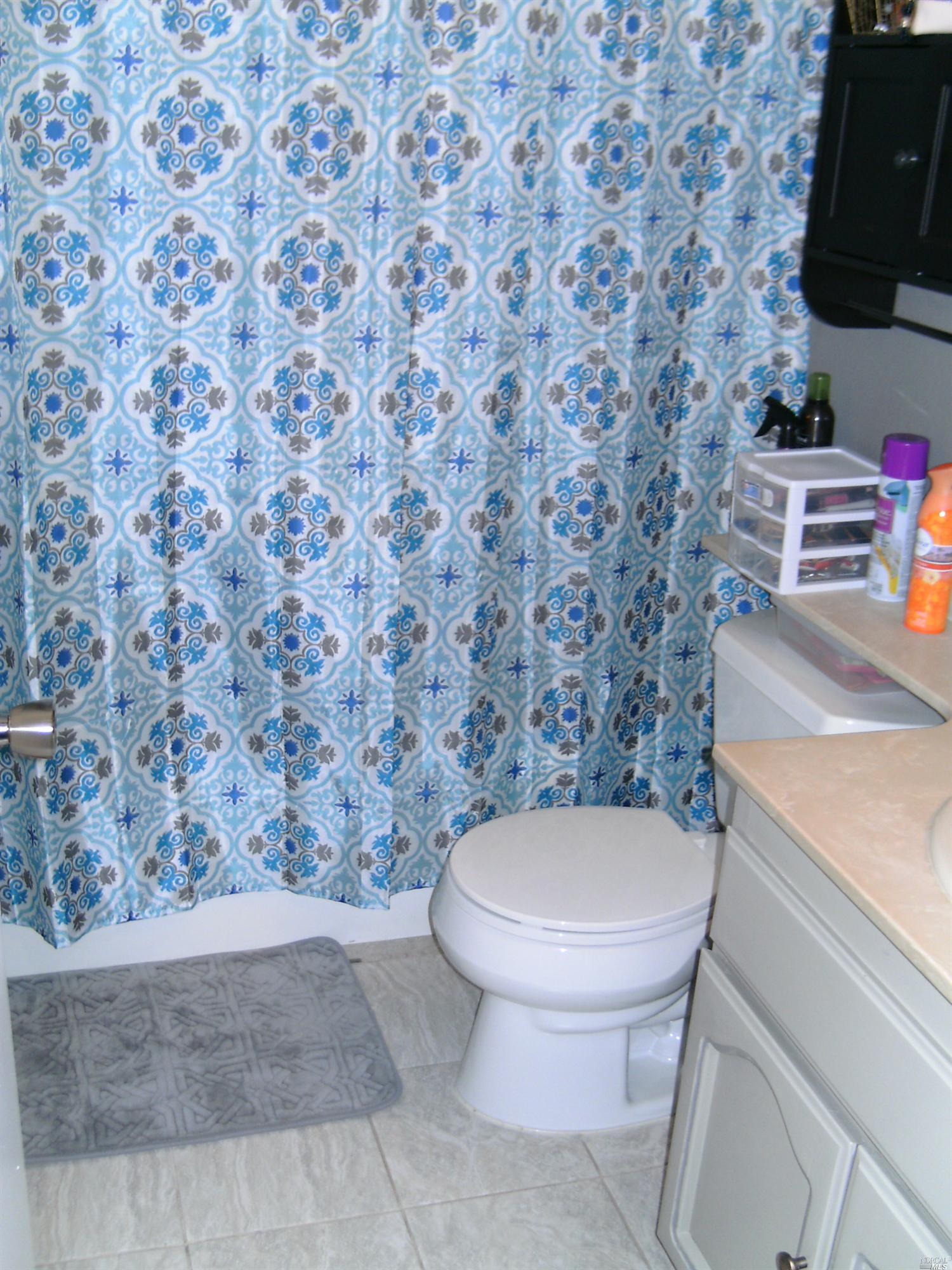 1054 Scott St, Fairfield, CA 94533 photo 7