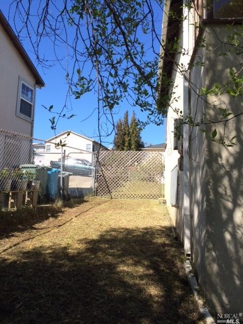 121 El Monte Ave, Vallejo, CA 94591 photo 5