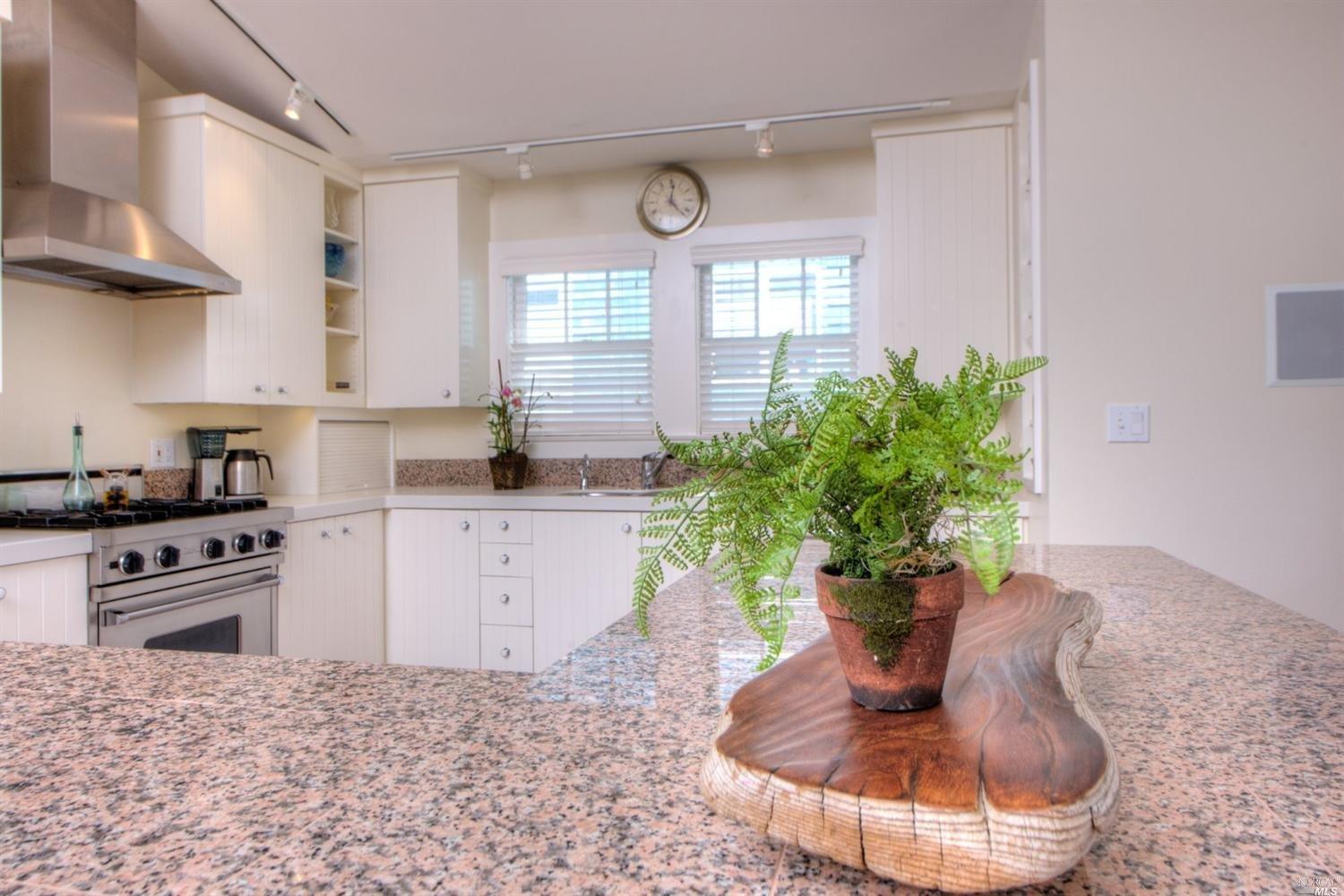 108 3rd St, Sausalito, CA 94965 photo 5