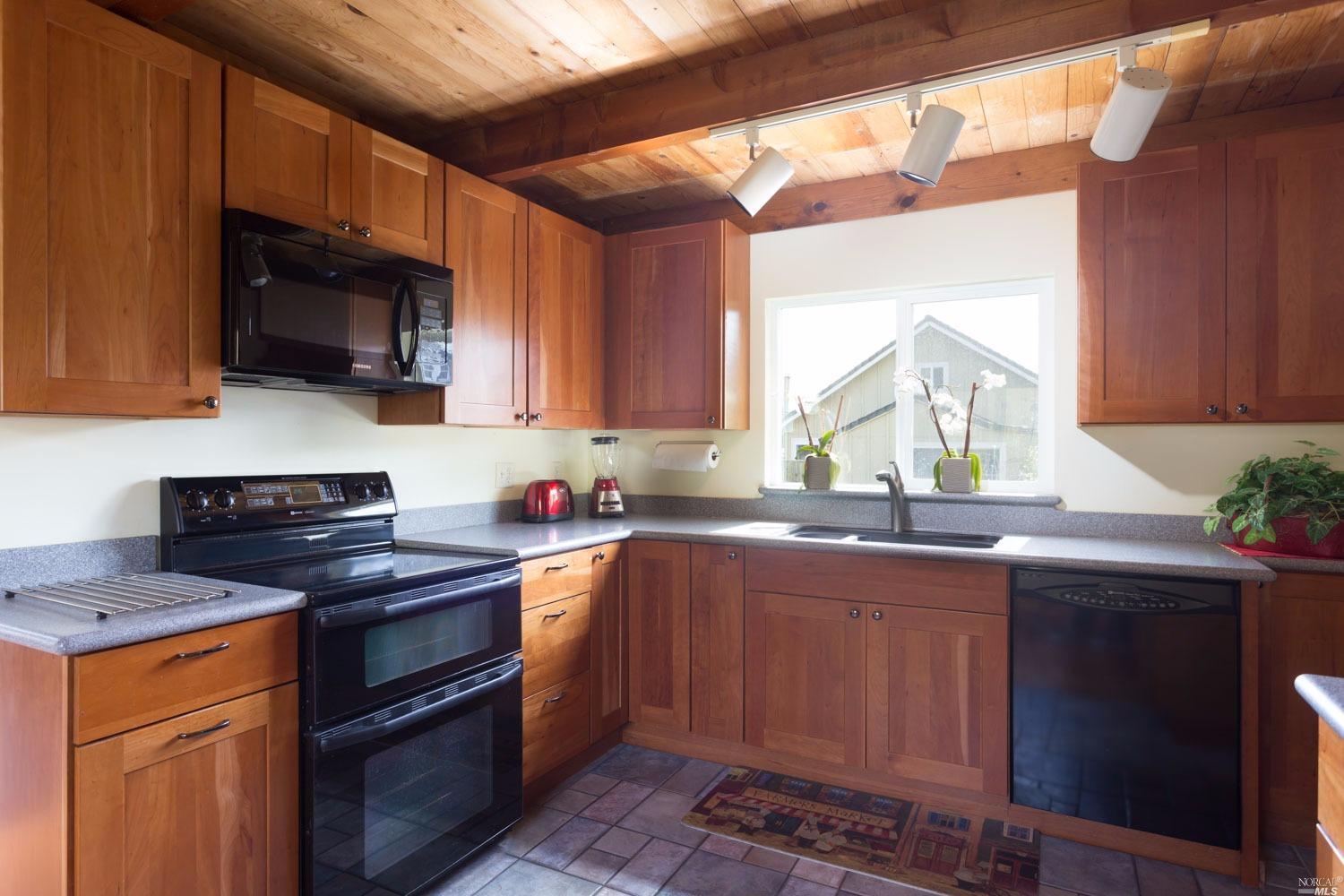 45 Oceana Dr, Dillon Beach, CA 94929 photo 10