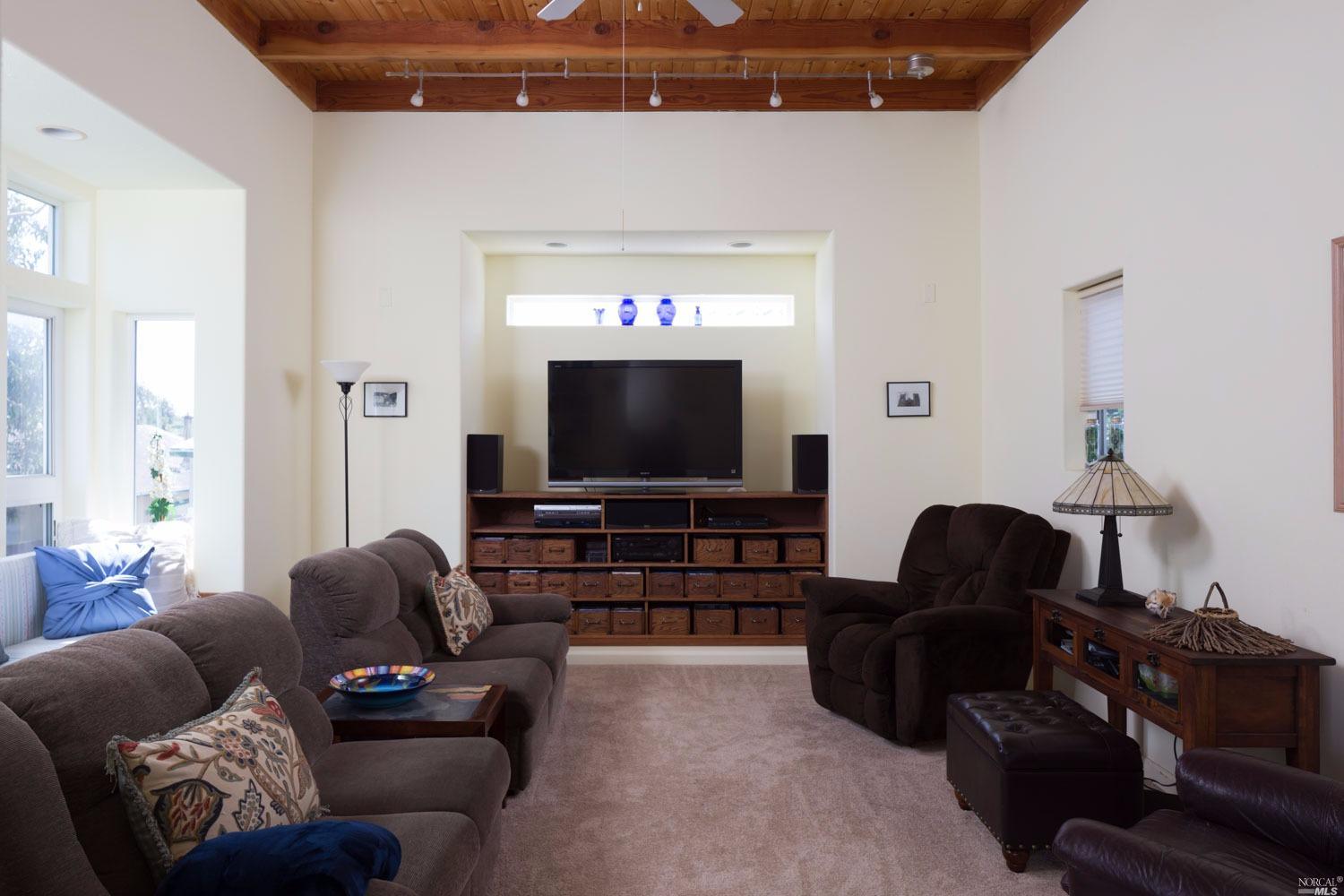 45 Oceana Dr, Dillon Beach, CA 94929 photo 6