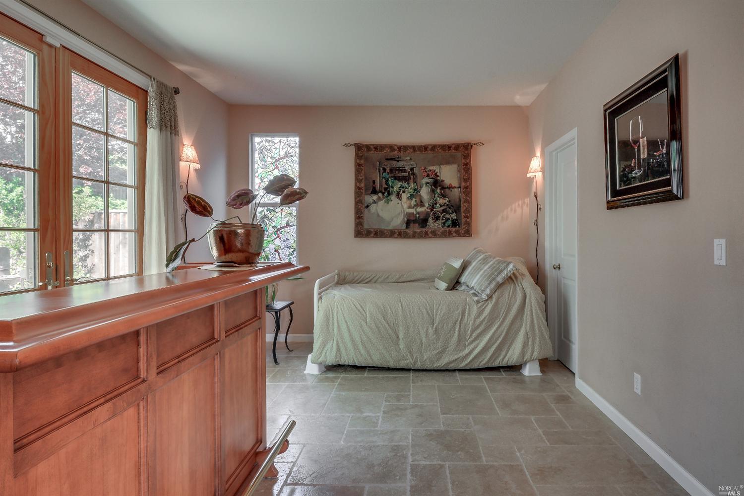 27 Windsor Ct, Napa, CA 94558 photo 14