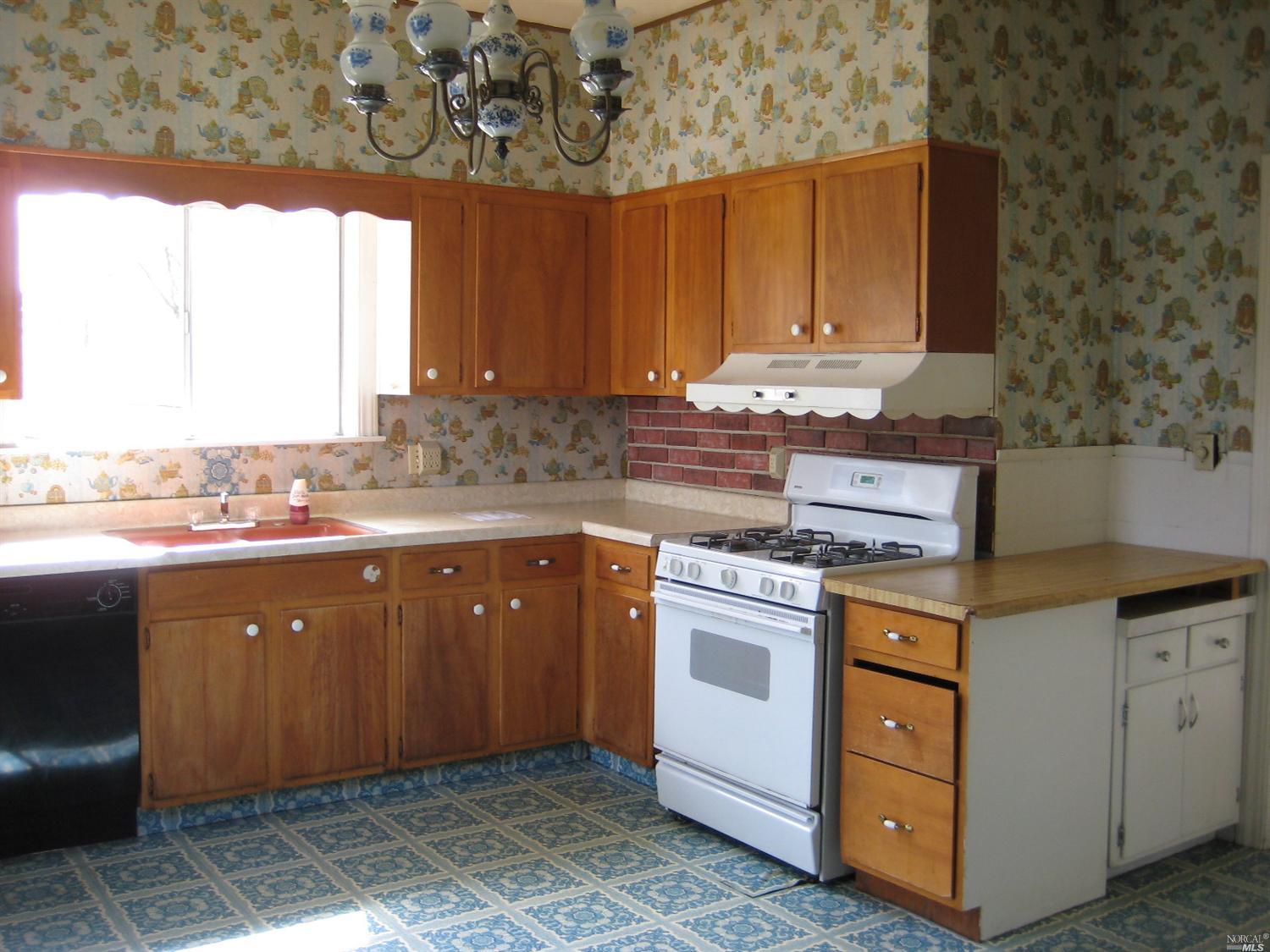 120 Perkins Ave, Vallejo, CA 94590 photo 6